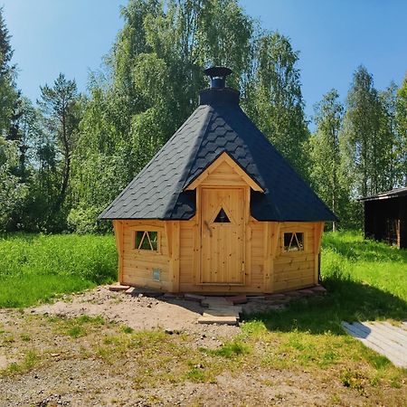 Вілла Aapishovi Chalet Tapio Екстер'єр фото